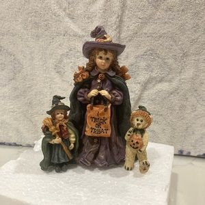 Boyds College: Yesterday’s Child - Mallory w/ Patsy & JB “Trick or Treat”